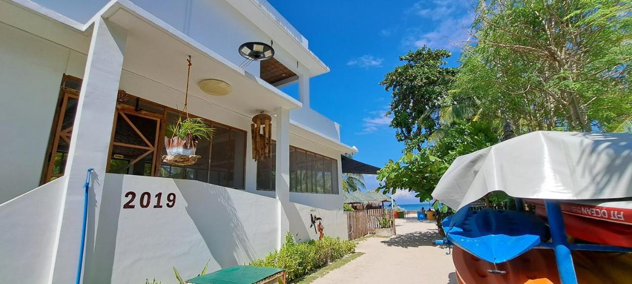In Dai Aquasports And Beach Resort سانتا في المظهر الخارجي الصورة