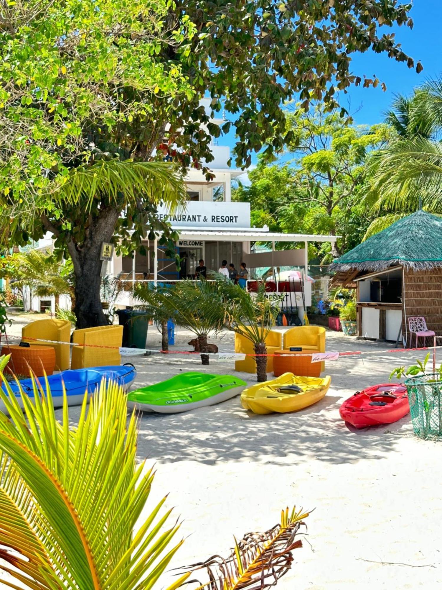 In Dai Aquasports And Beach Resort سانتا في المظهر الخارجي الصورة