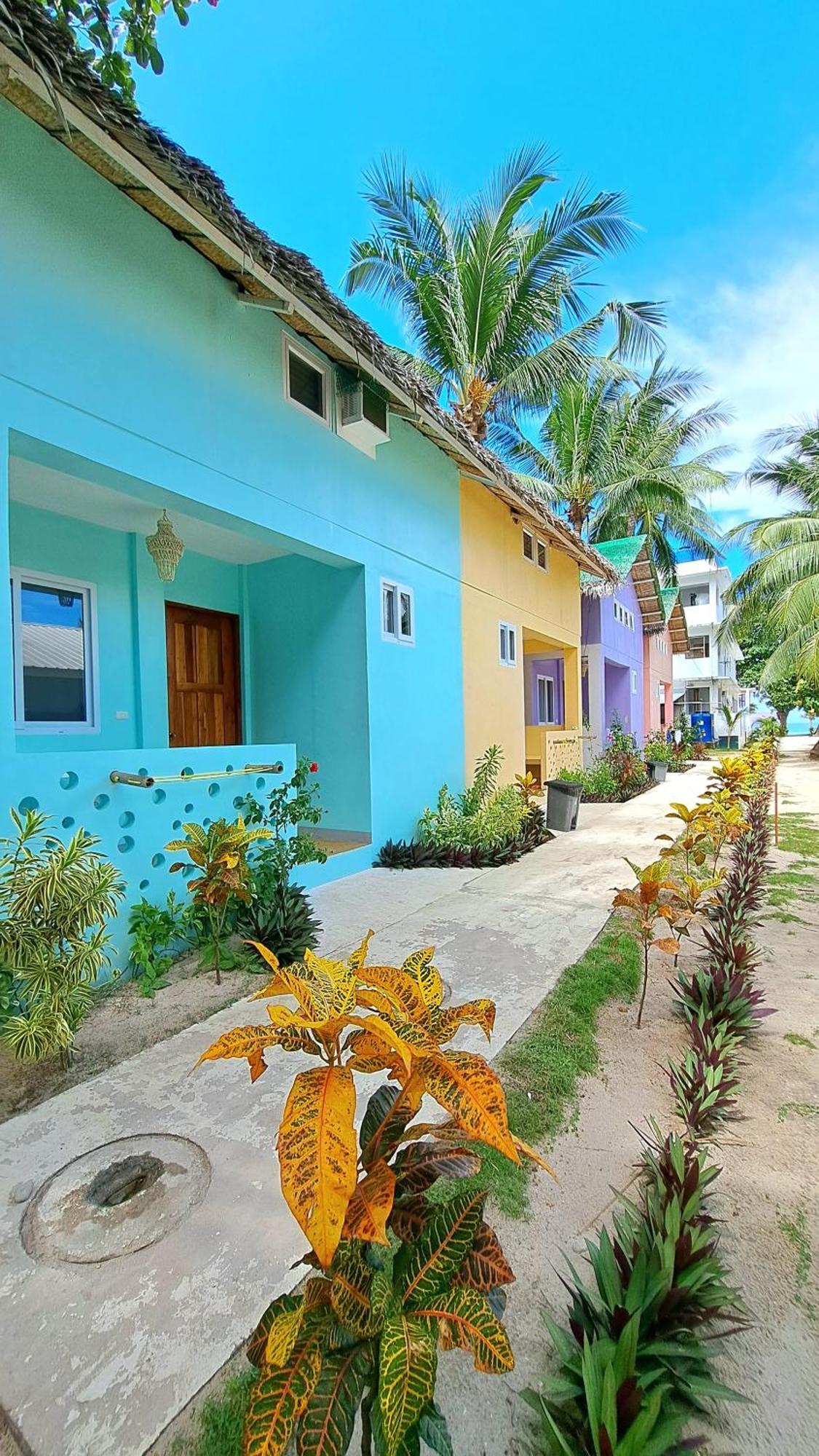 In Dai Aquasports And Beach Resort سانتا في المظهر الخارجي الصورة